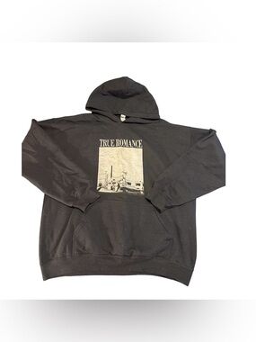 Gildan Black 'True Romance' Graphic Crewneck Sweatshirt